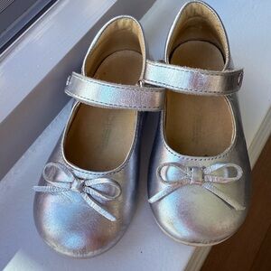 Naturino Size 22 Silver Mary Jane Shoes